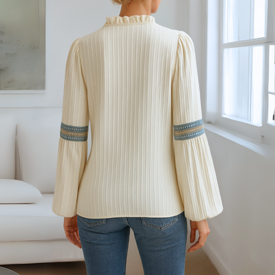 Petra™ | Camicetta in pizzo con scollo a V