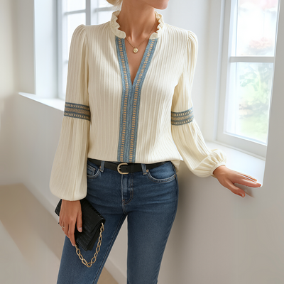 Petra™ | Camicetta in pizzo con scollo a V