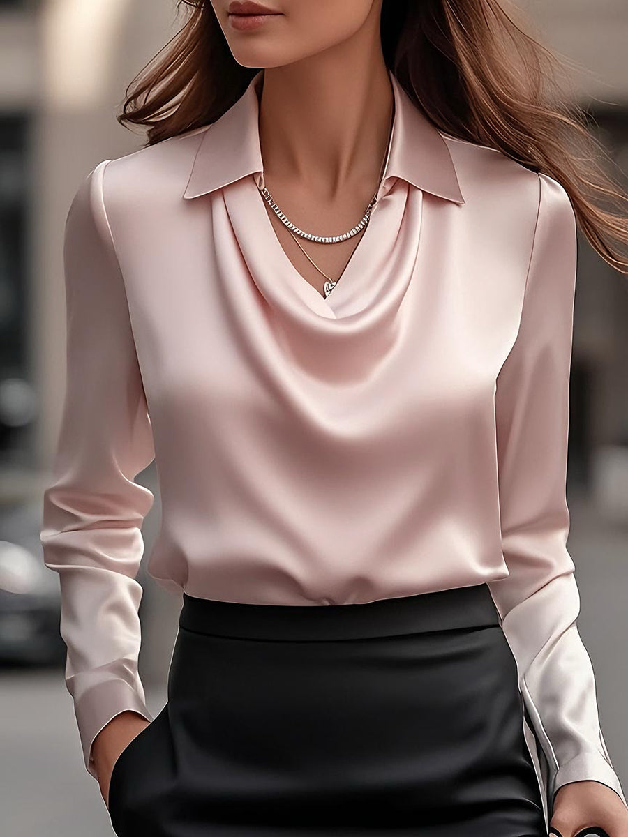 Camicetta elegante in raso con scollo a drappeggio