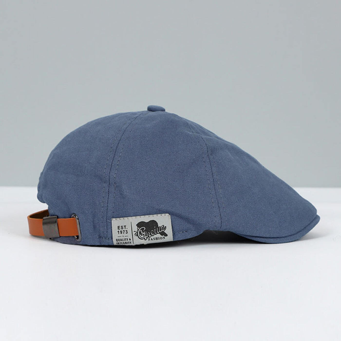Otto | Cappello classico in stile moderno