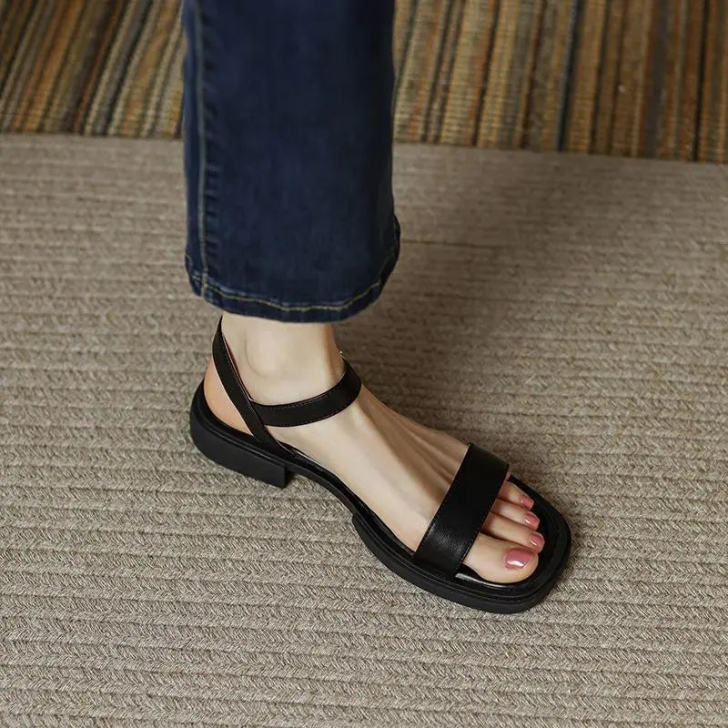 Sandali June in pelle