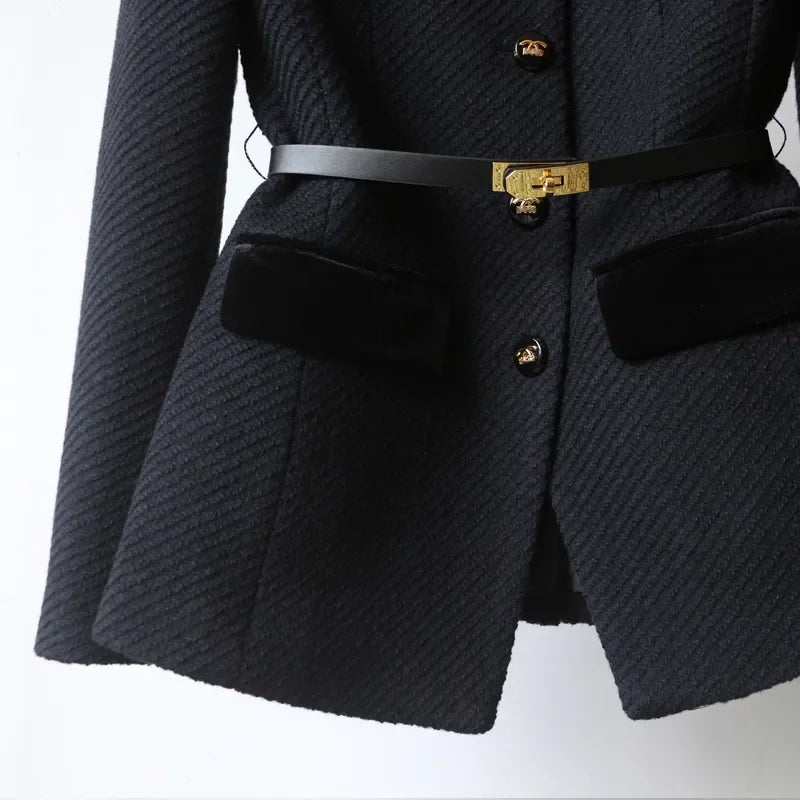 Elara - Cappotto di lana senza tempo