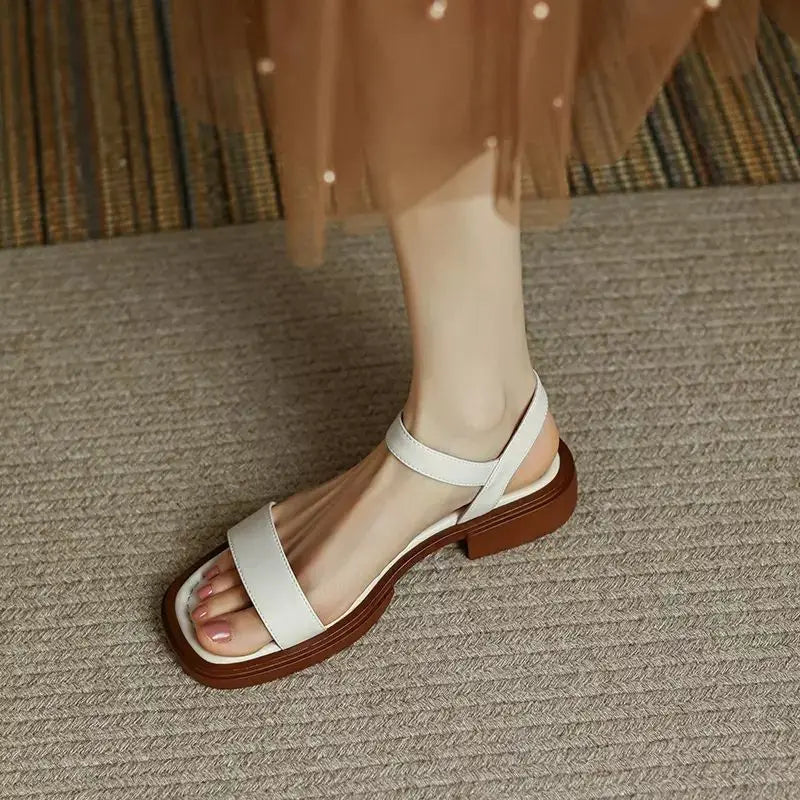 Sandali June in pelle