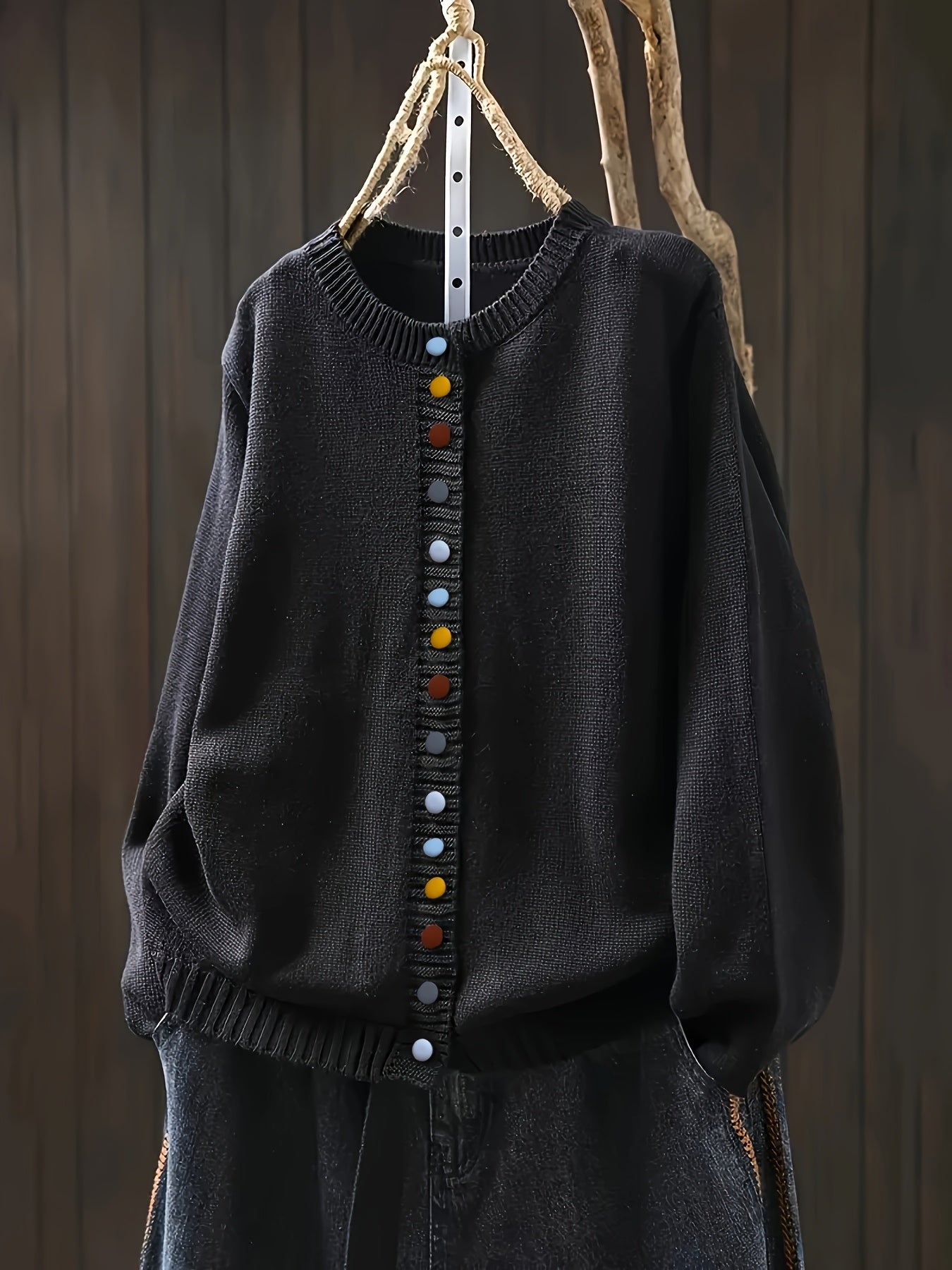 Sofia – Cardigan con bottoni decorativi