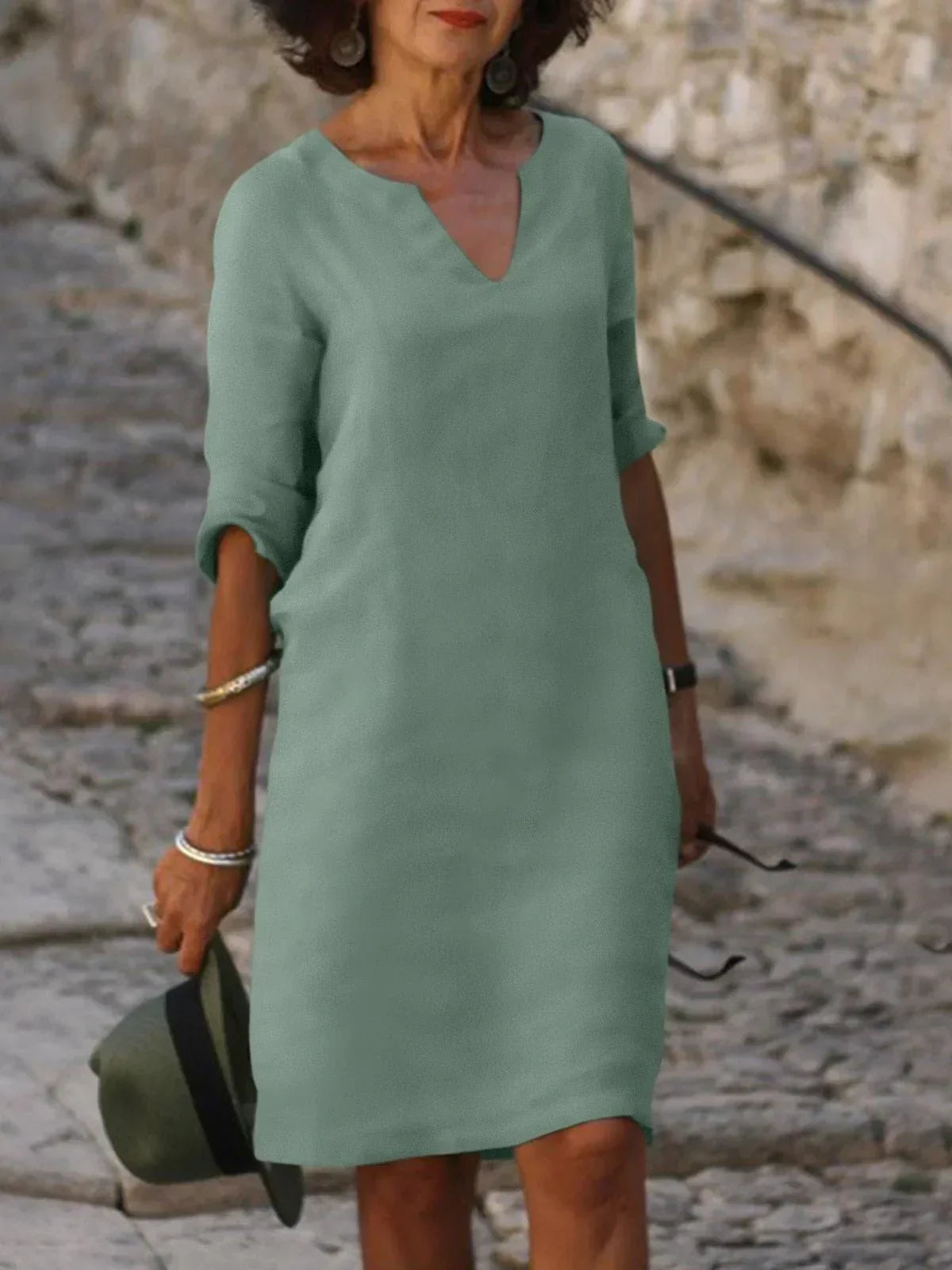 Giulia™ | Abito elegante con scollo a V