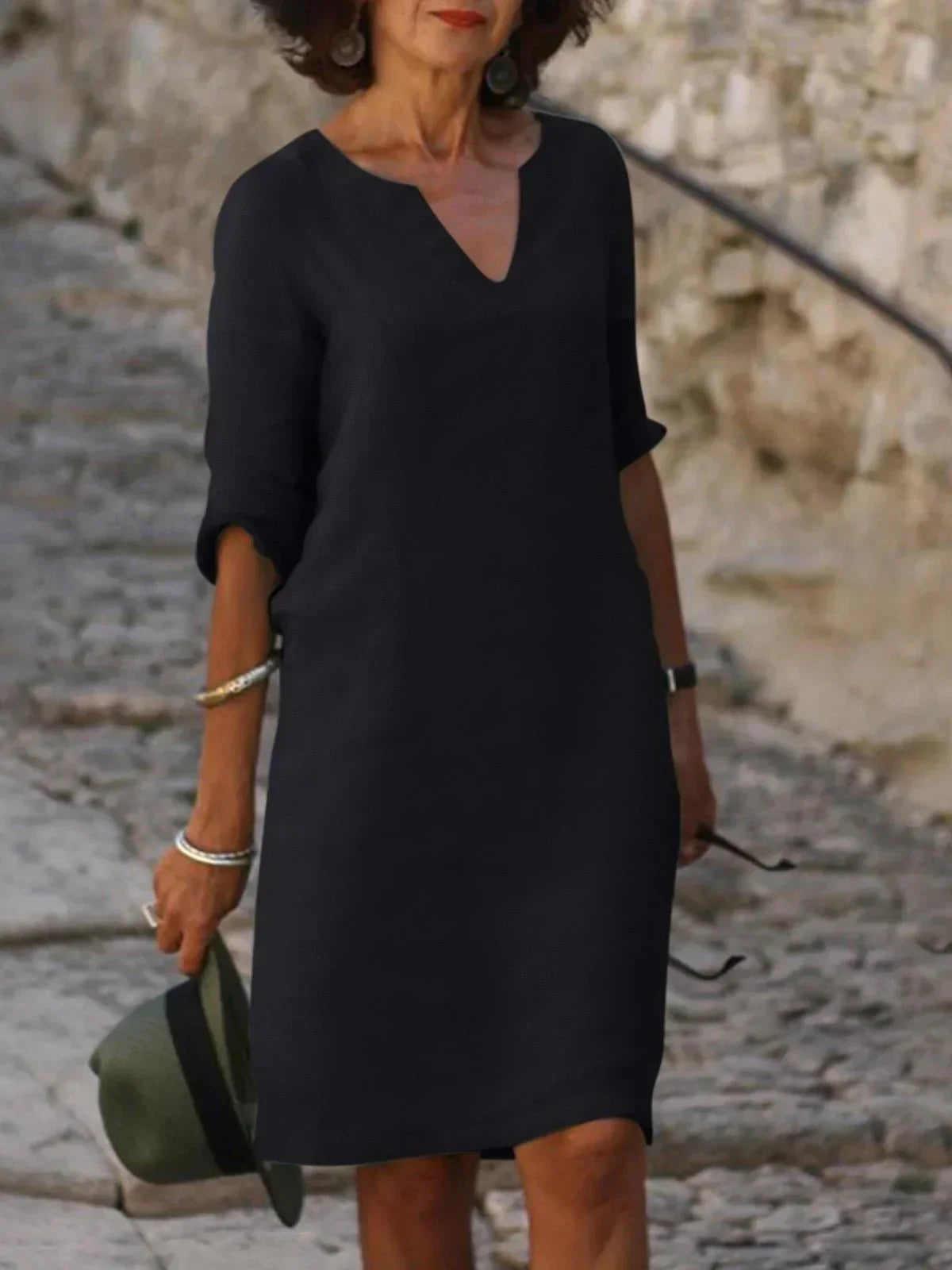 Giulia™ | Abito elegante con scollo a V