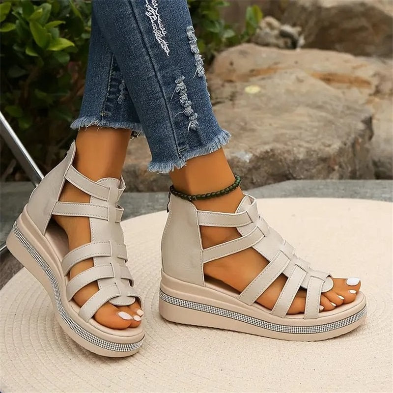 Sandali con strass e suola con plateau